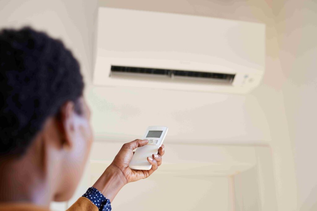 Optimiser son système de chauffage : comparaison entre les Pompes à Chaleur Air-Air et Air-Eau